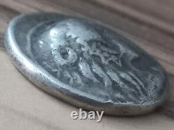 Ancienne tétradrachme en argent grec de 27,7 mm et de 14,47 g