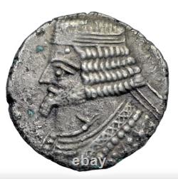 Parthie, Phraates IV, tétradrachme en argent de base, daté du 25 mars avant J.-C.