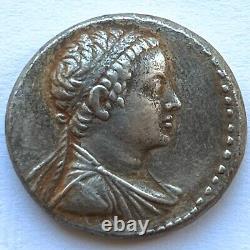Phénicie, Tétradrachme en argent rare de Ptolémée V Épiphanès vers 205-180 av. J.-C., 14,3 g.