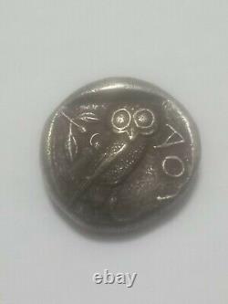 Pièce de monnaie ancienne grecque d'Athènes : Tétradrachme en argent avec une chouette. 17,4 grammes.